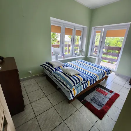 Duzy Dom Zalesie 100m Od Plazy