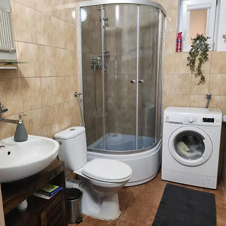 Duzy Dom Zalesie 100m Od Plazy بيت للعطل *